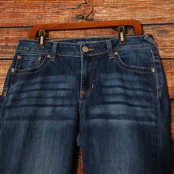 Maurices Jeans Size 12 Short Boot Cut Mid Rise Blue Denim Stretch - Picture 4 of 9